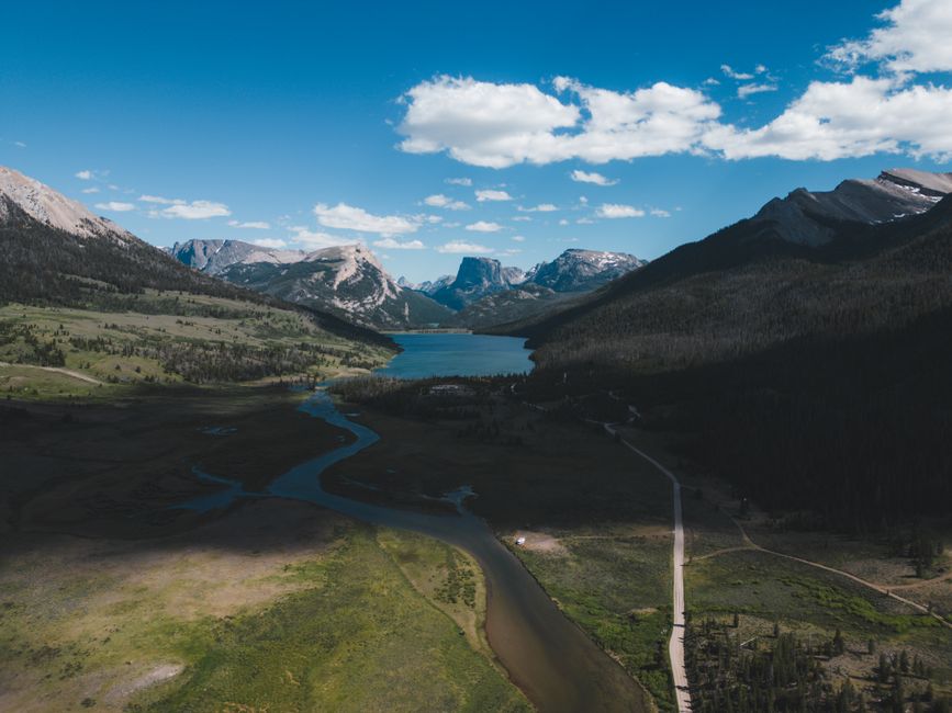 Beautiful aerial view of Green River Lakes and mountains in Wyoming, USA.
